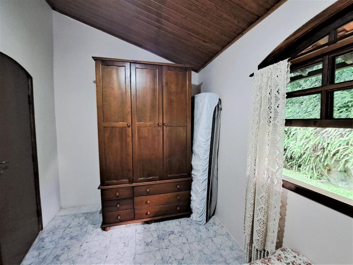 Paradisiaco, Piscina E Churrasqueira Em Guapimirim Exterior foto